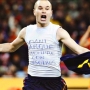 iniesta_dedica